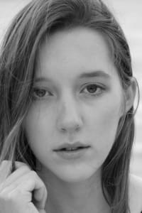 Élizabeth Adam