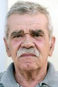 Robert Ndrenika
