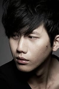 Mo Tzu-Yi