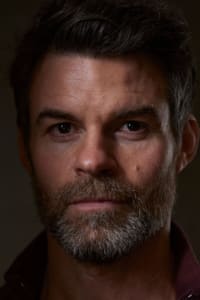 Daniel Gillies