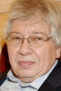 Kirill Razlogov