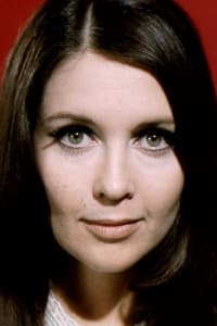 Anjanette Comer