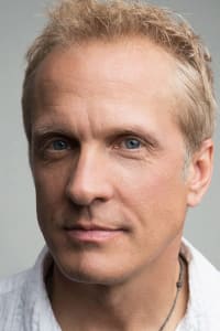 Patrick Fabian