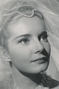 Suzanne Cloutier