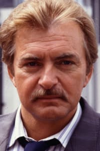 Tony Scannell