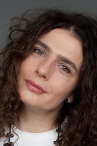 Arsinée Khanjian