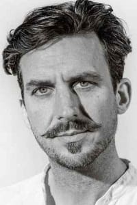 Murray Lachlan Young