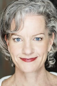 Tracey Hoyt