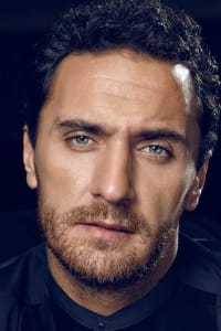 Fırat Çelik