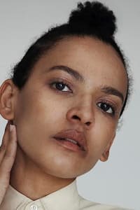 Zindzi Okenyo