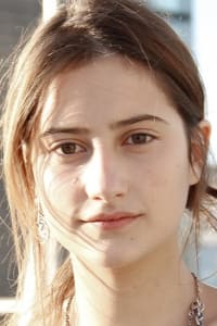 Lola Créton