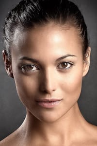 Elisa Mouliaá