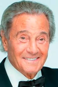Arturo Fernández