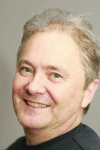 Stephen Lindholm