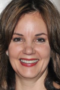 Margaret Colin