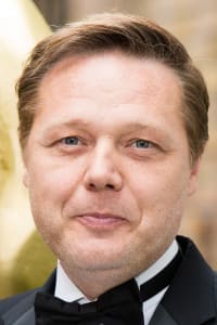 Shaun Dooley