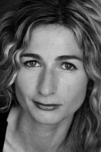 Léonore Confino