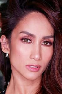Ina Raymundo