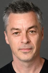 Janek Sirrs