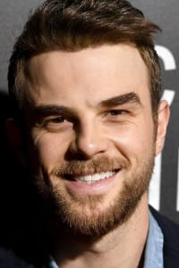 Nathaniel Buzolic