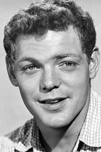 James MacArthur
