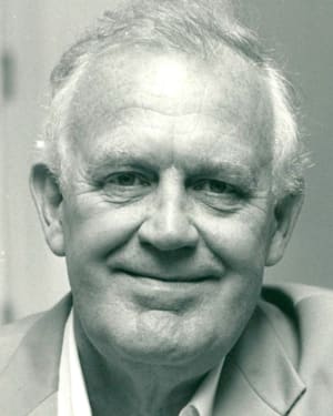 Joss Ackland