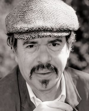 Ticky Holgado