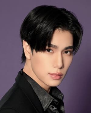 Phuwin Tangsakyuen