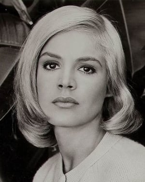Sandra Dee