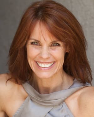Alexandra Paul