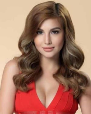 Nathalie Hart