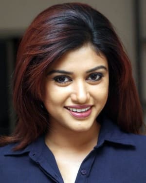 Oviya Helen