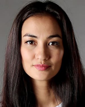 Atiqah Hasiholan