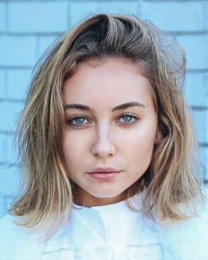 Mavournee Hazel