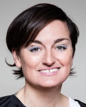 Zoe Lyons
