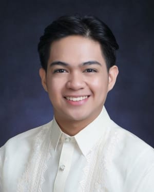Francis Magundayao