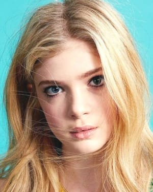 Elena Kampouris