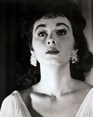 Marla English