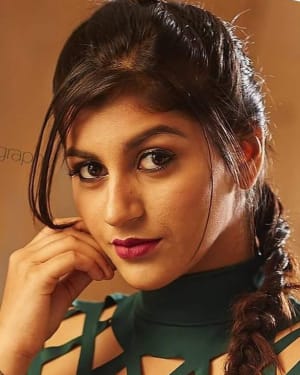 Yashika Anand