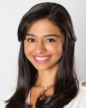 Nelufar Hedayat