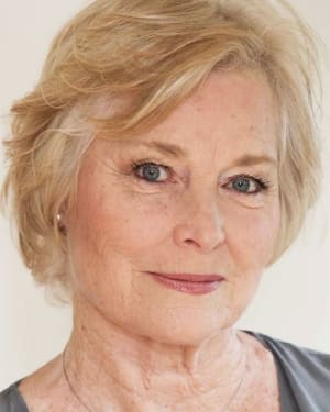 Lisa Harrow