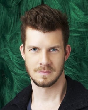 Eric Mabius