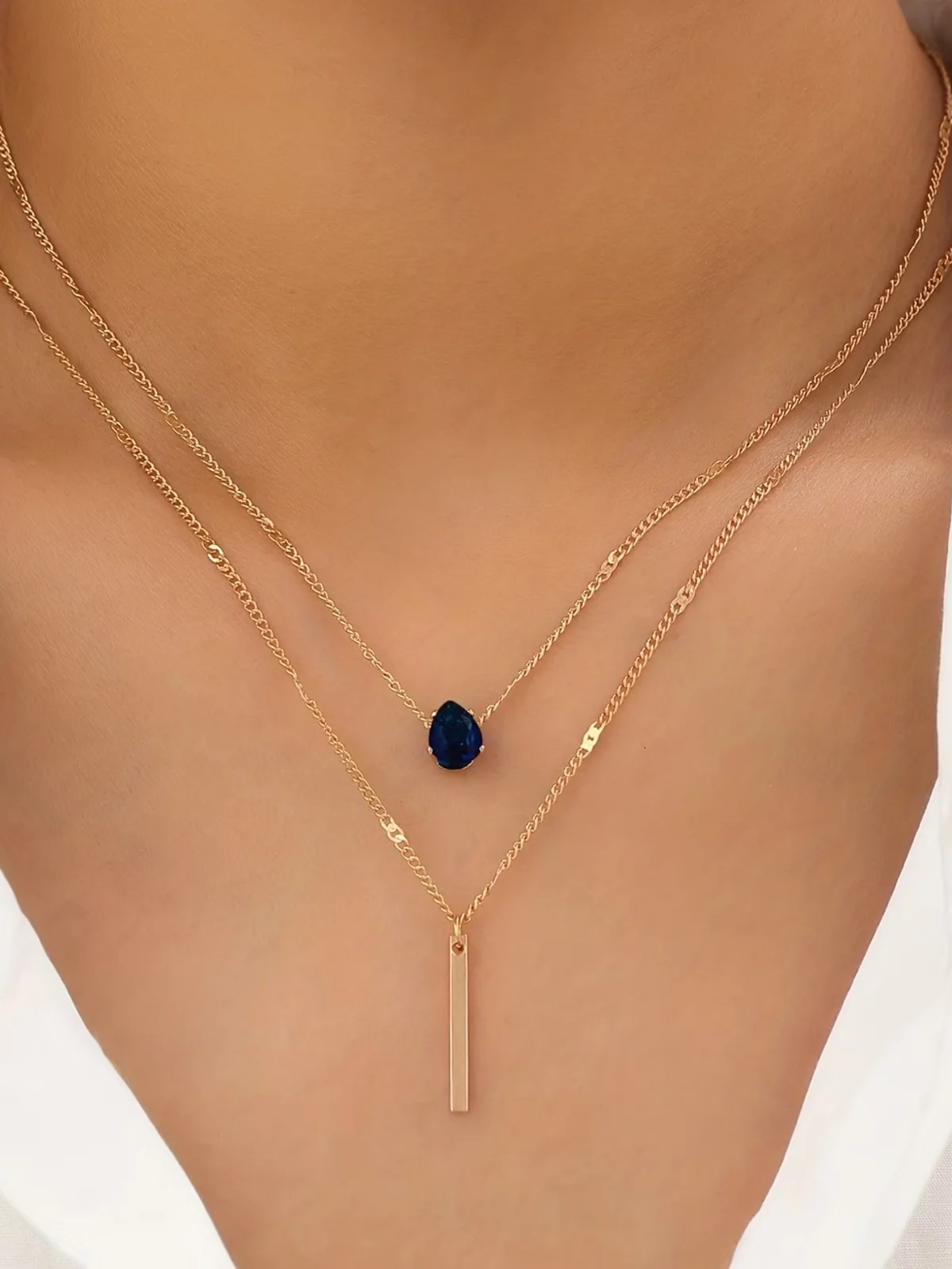 Sapphire Blue Pendant Chain