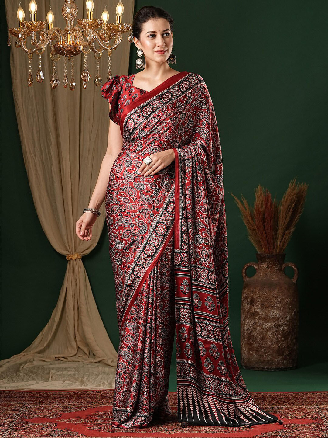 Maroon and grey Ethnic Motifs Pure Crepe Saree
