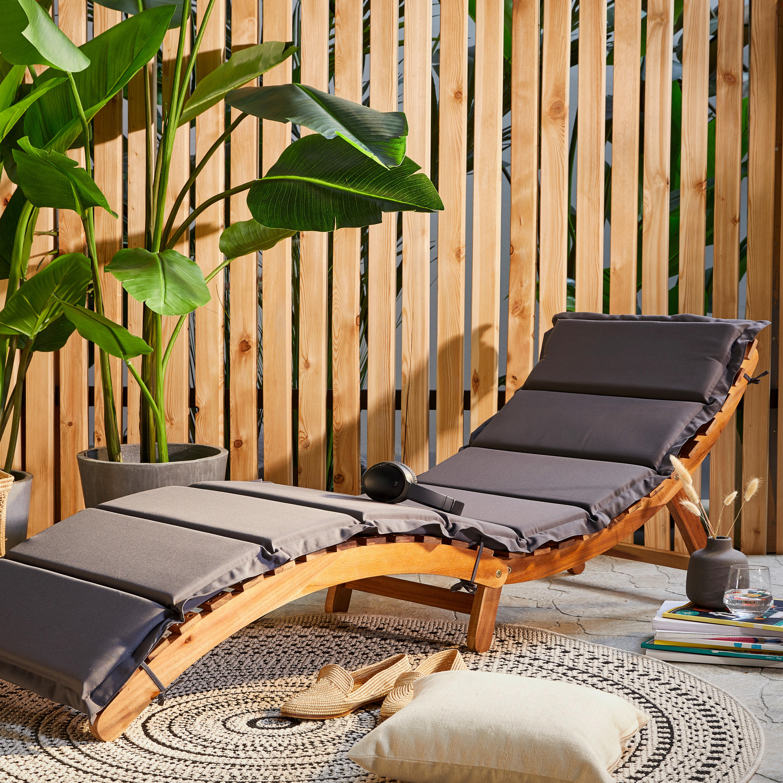 Ambia Garden GARTENLIEGE
