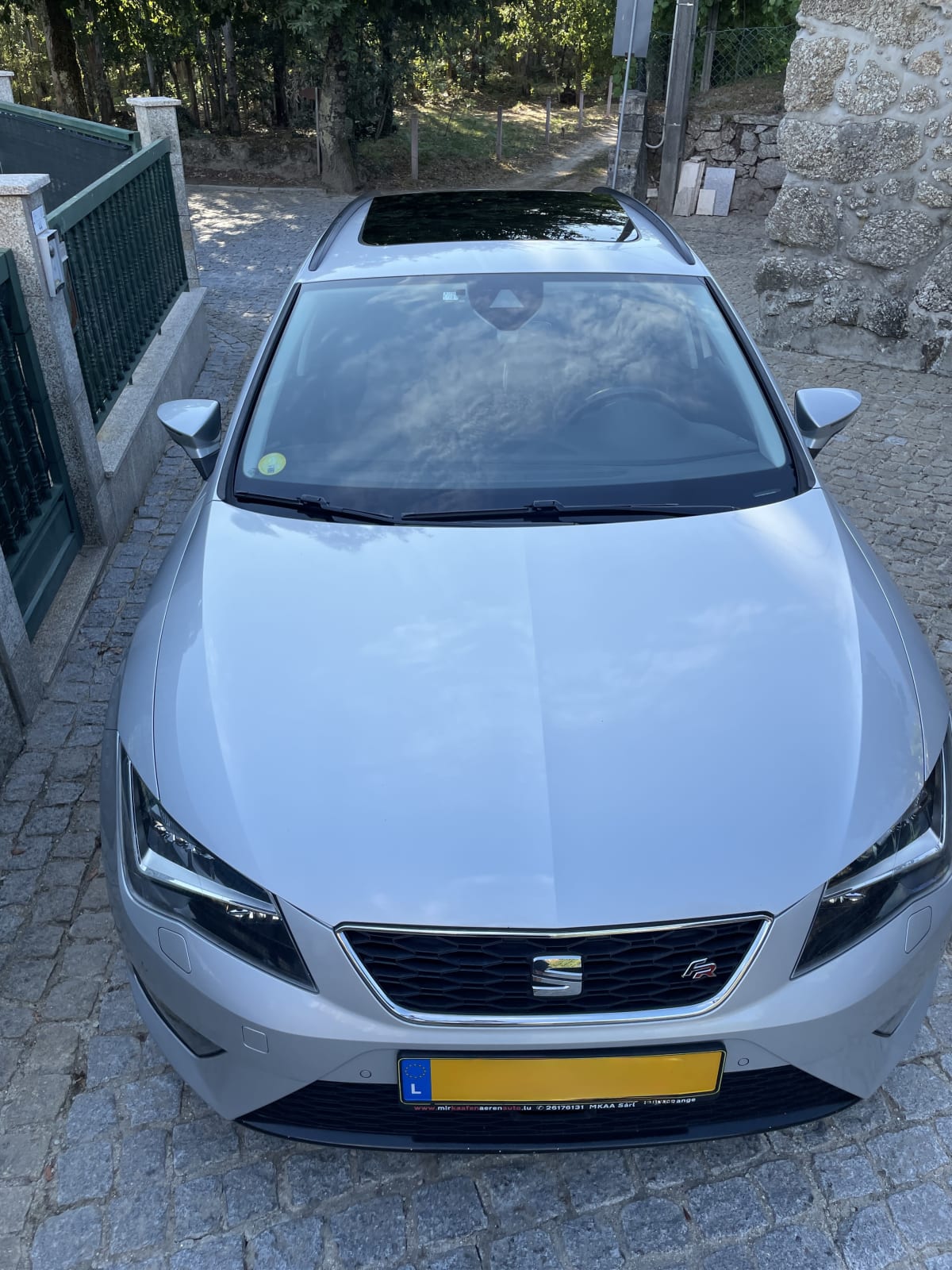 Seat Leon ST FR, Silver, Sunroof - Luxembourg Plate