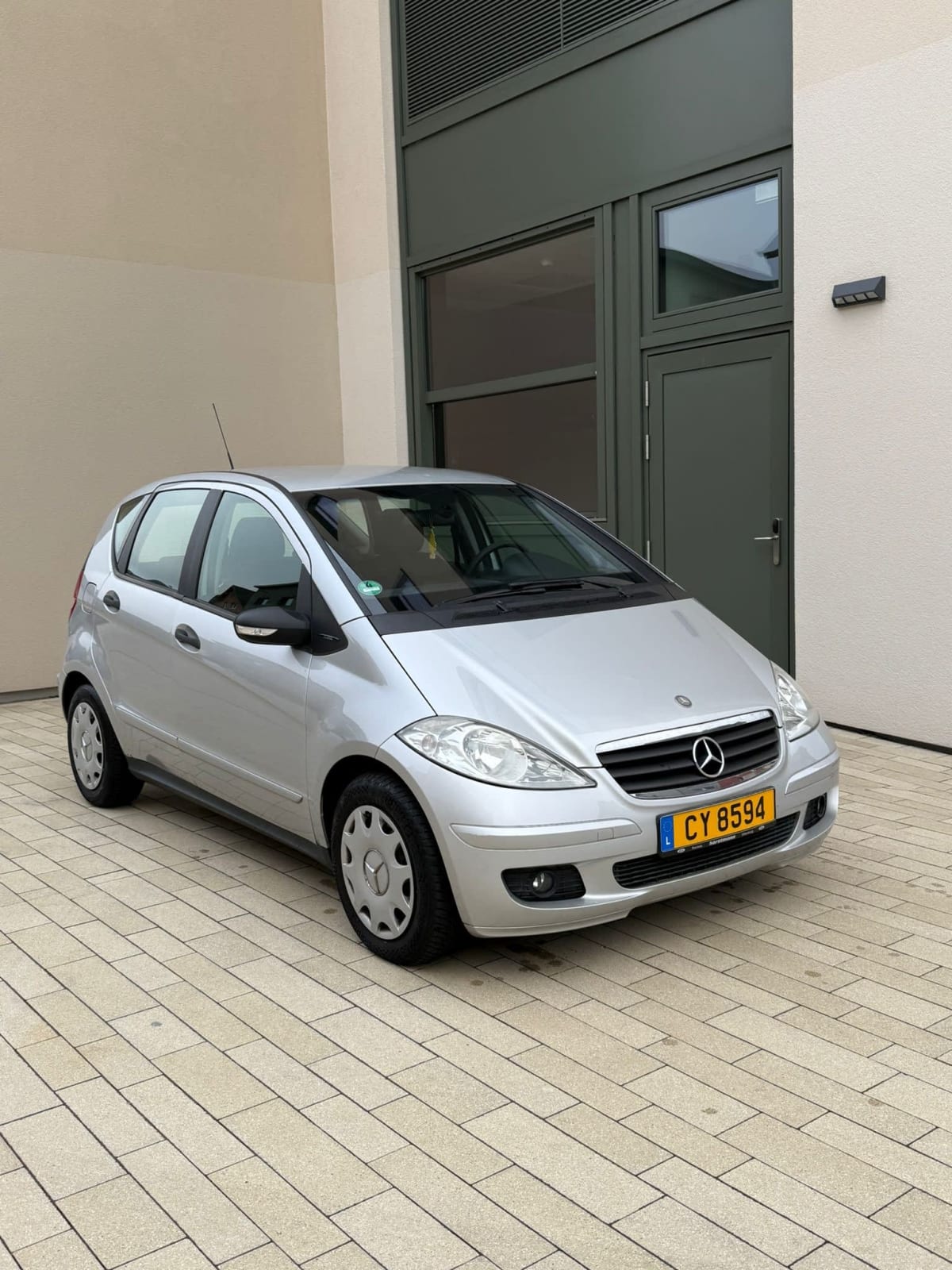 Mercedes a180