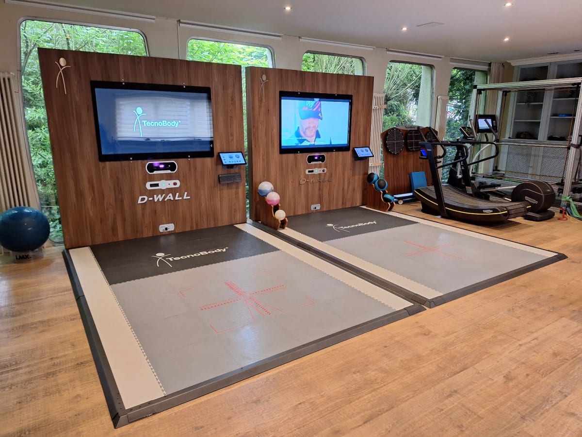 2x TecnoBody D-WALL Elite 2023/2024 | 3D Rehabilitation device / Force plate