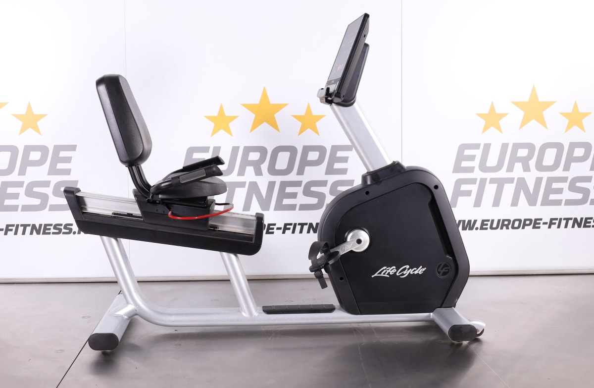 Vélo Couché Recumbent Bike Life Fitness Integrity+ SL-Console