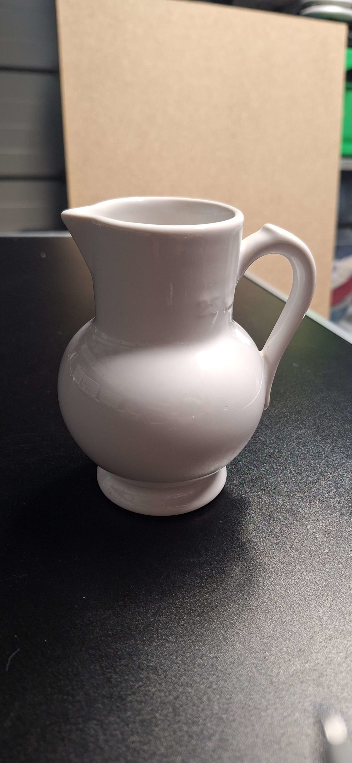 Cruche 25cl hauteur 12cm
